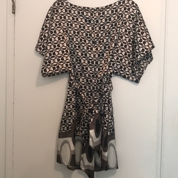 Vertigo Paris Dress - Picture 4 of 4
